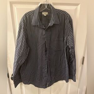 Men’s St. John’s Bay Button Up Shirt Size XL